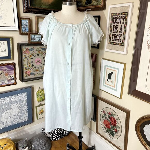 80s Vintage Sears Pastel Green Lightweight Button Front Midi Nightgown with Lace - Picture 1 of 5